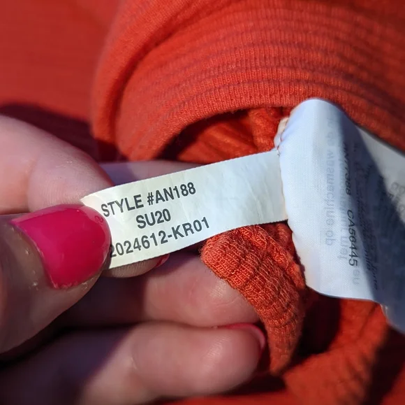 J.CREW - Textured Button-Front Tank - Picture 4 of 12